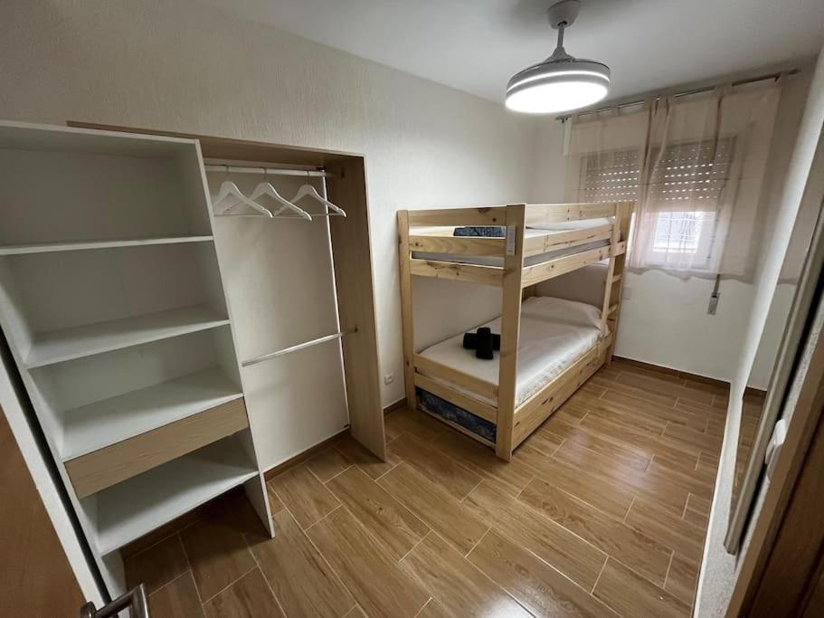 Apartamento En Ісла-Крістіна Екстер'єр фото