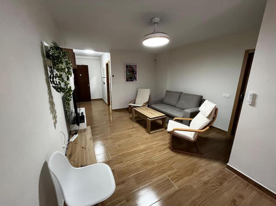 Apartamento En Ісла-Крістіна Екстер'єр фото